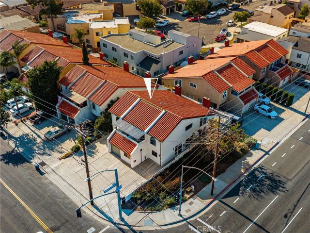 4981 Pearce C, Huntington Beach, CA 92649
