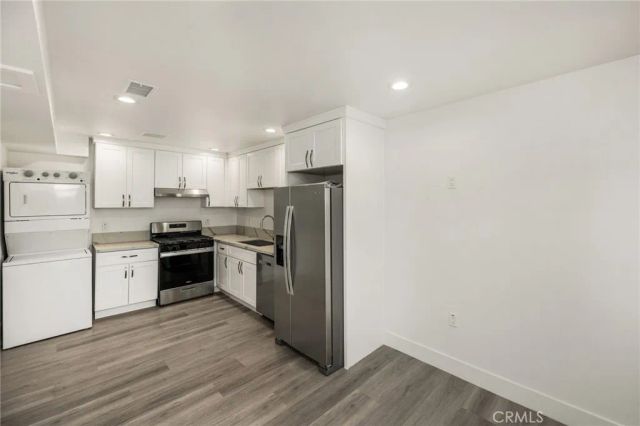 4981 Pearce C, Huntington Beach, CA 92649