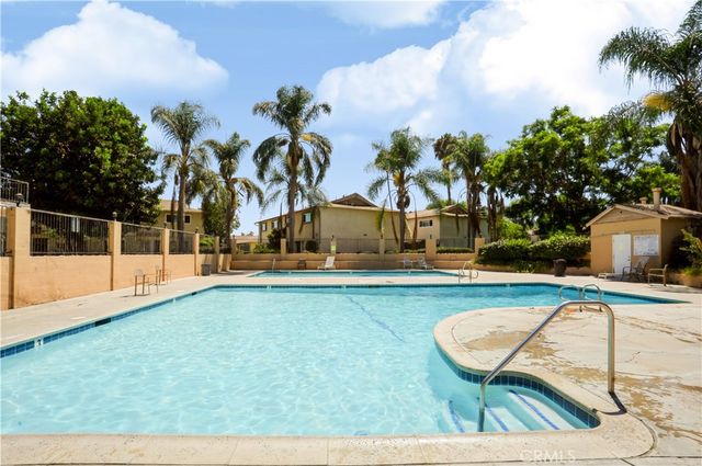 1602 N King F3, Santa Ana, CA 92706
