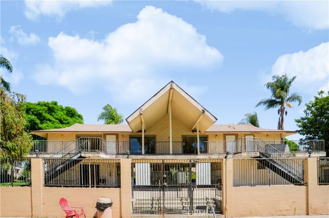1602 N King F3, Santa Ana, CA 92706