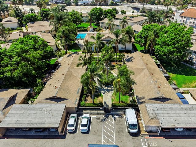 1602 N King F3, Santa Ana, CA 92706