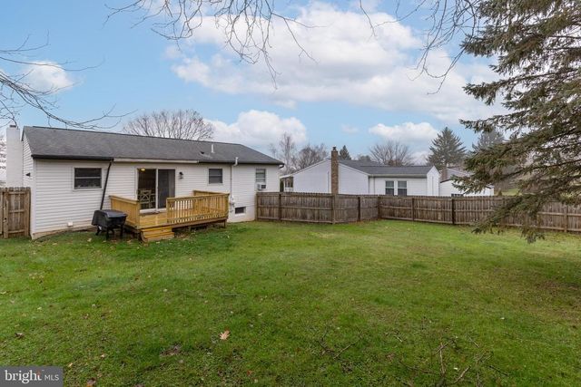 2433 BUCHENHORST RD, State College, PA 16801