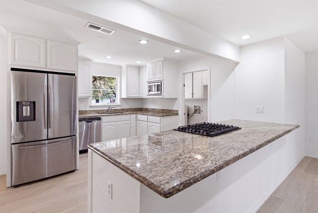 3651 Courtdale Drive, Farmers Branch, TX 75234