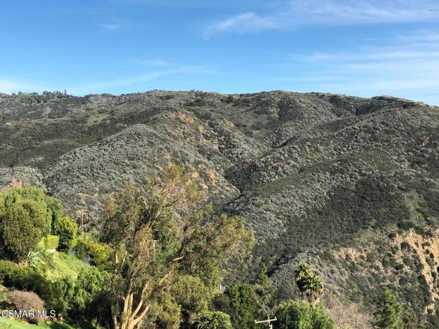 21801 Castlewood Drive, Malibu, CA 90265