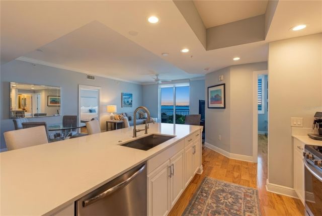 800 N TAMIAMI TRAIL 1203, Sarasota, FL 34236