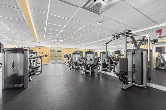 800 N TAMIAMI TRAIL 1203, Sarasota, FL 34236