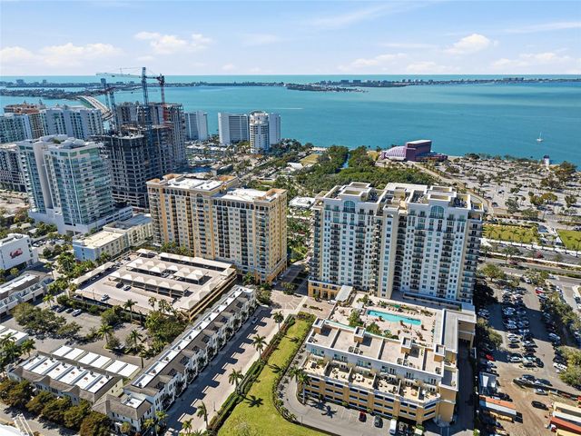 800 N TAMIAMI TRAIL 1203, Sarasota, FL 34236