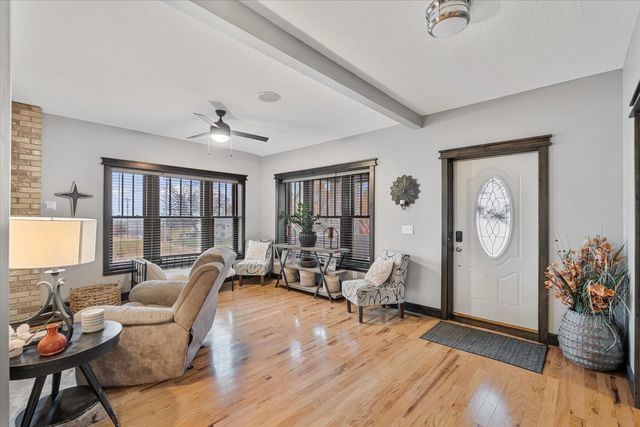 302 9TH Street, Silvis, IL 61282