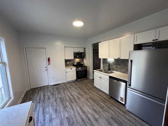 743 Academy Street, Kalamazoo, MI 49007