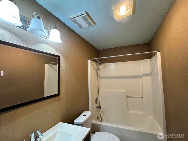 17730 153rd Ave SE, Yelm, WA 98597