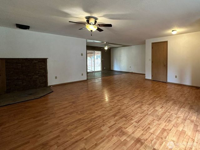 17730 153rd Ave SE, Yelm, WA 98597