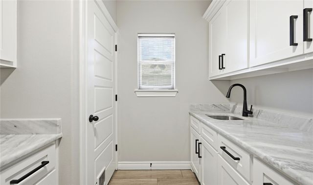 2549 Atlantic View St, Corpus Christi, TX 78415