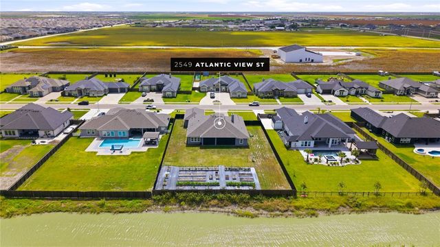 2549 Atlantic View St, Corpus Christi, TX 78415