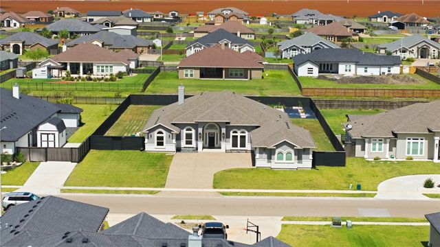 2549 Atlantic View St, Corpus Christi, TX 78415