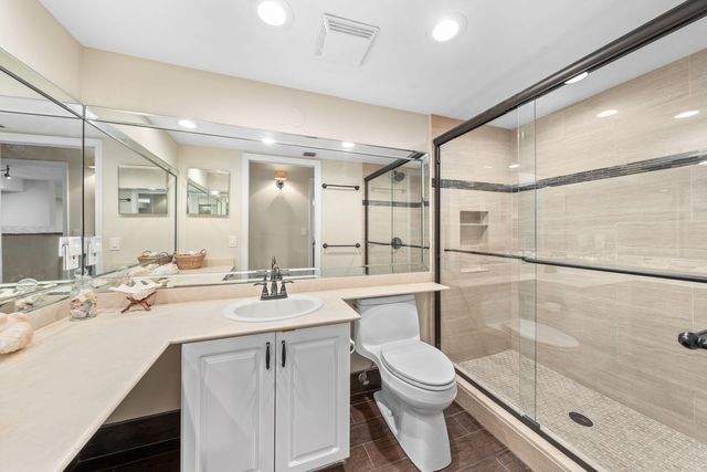 3594 S Ocean Boulevard 604, Highland Beach, FL 33487