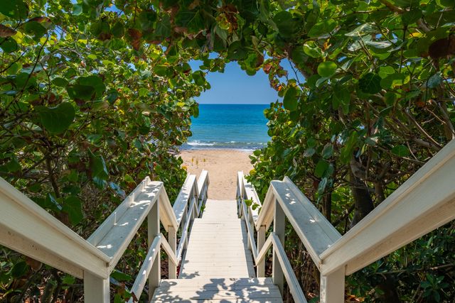 3594 S Ocean Boulevard 604, Highland Beach, FL 33487