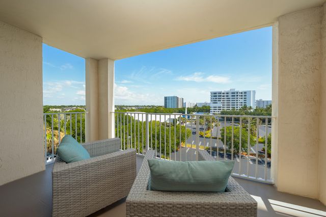 3594 S Ocean Boulevard 604, Highland Beach, FL 33487