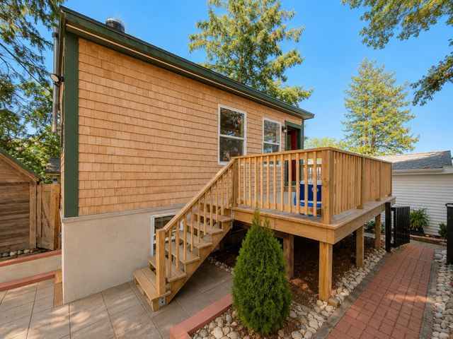 12 Hideaway Vlg G, Bourne, MA 02532