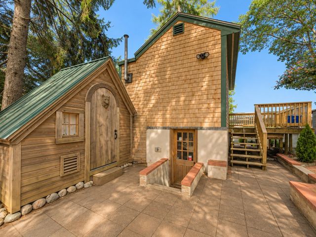 12 Hideaway Vlg G, Bourne, MA 02532