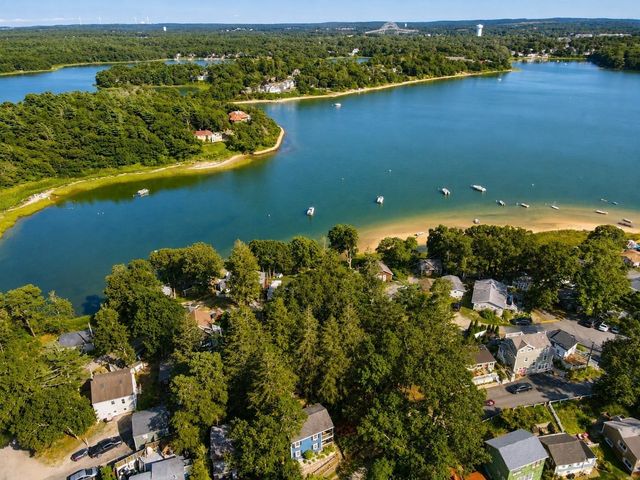 12 Hideaway Vlg G, Bourne, MA 02532