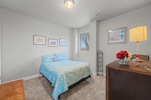 2852 N Poppy Lane, Fayetteville, AR 72704