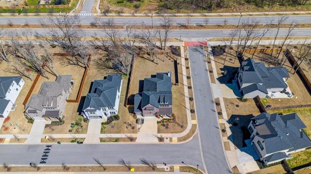 2852 N Poppy Lane, Fayetteville, AR 72704