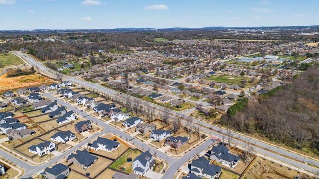 2852 N Poppy Lane, Fayetteville, AR 72704