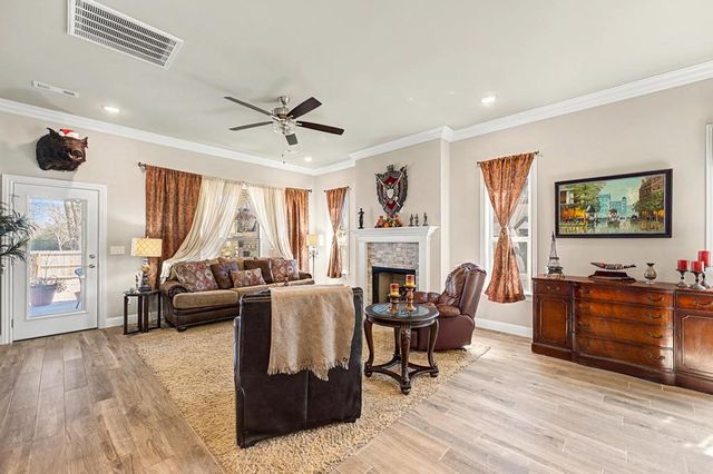 2852 N Poppy Lane, Fayetteville, AR 72704