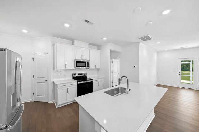 301 Beachcomber Drive, Lillington, NC 27546