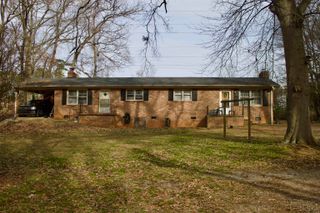 200 Rosecrest Road, Spartanburg, SC 29303