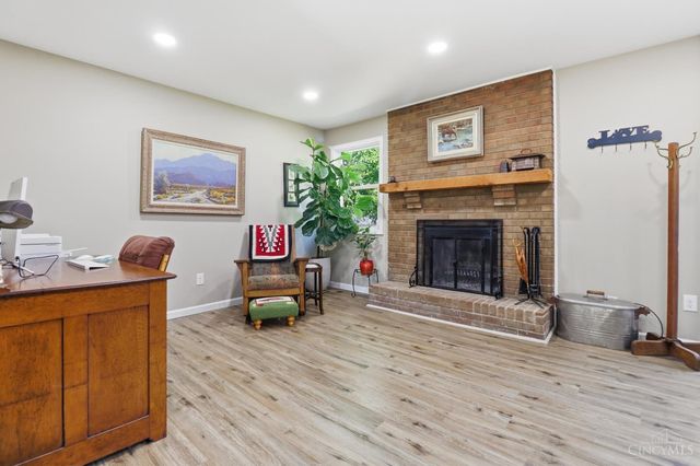 736 Wards Corner, Loveland, OH 45140