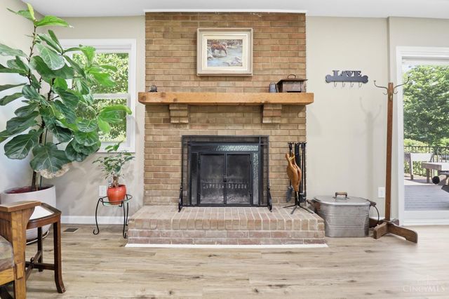736 Wards Corner, Loveland, OH 45140