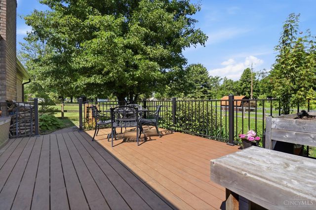 736 Wards Corner, Loveland, OH 45140