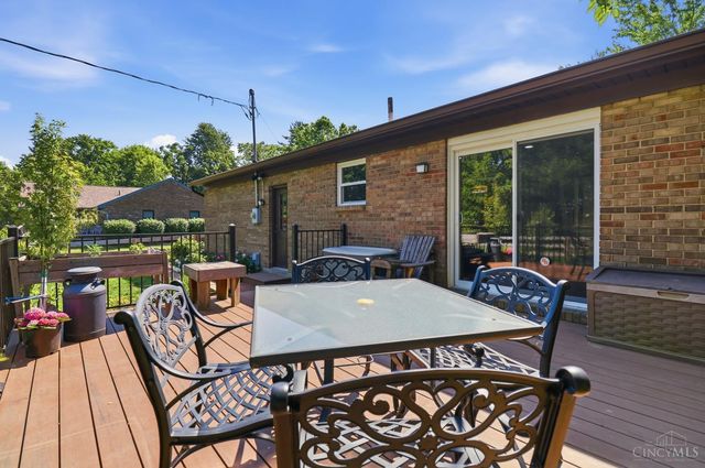 736 Wards Corner, Loveland, OH 45140