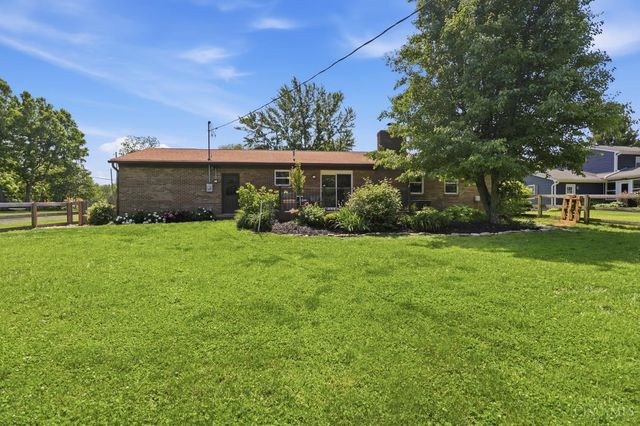 736 Wards Corner, Loveland, OH 45140