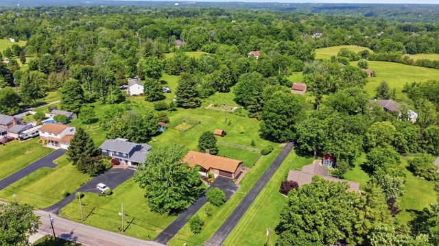 736 Wards Corner, Loveland, OH 45140