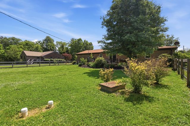 736 Wards Corner, Loveland, OH 45140