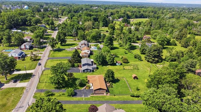736 Wards Corner, Loveland, OH 45140