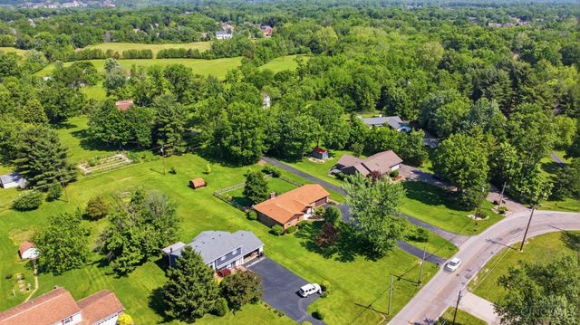 736 Wards Corner, Loveland, OH 45140