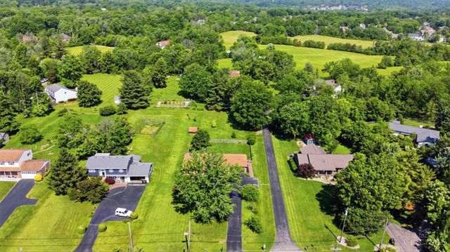 736 Wards Corner, Loveland, OH 45140