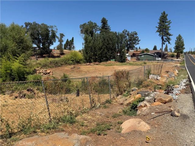 5493 Foster, Paradise, CA 95969