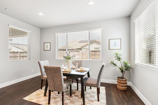 4121 Peak Ct, Rancho Cordova, CA 95742