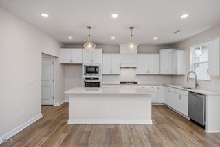 559 Whinfield Place, Aberdeen, NC 28315