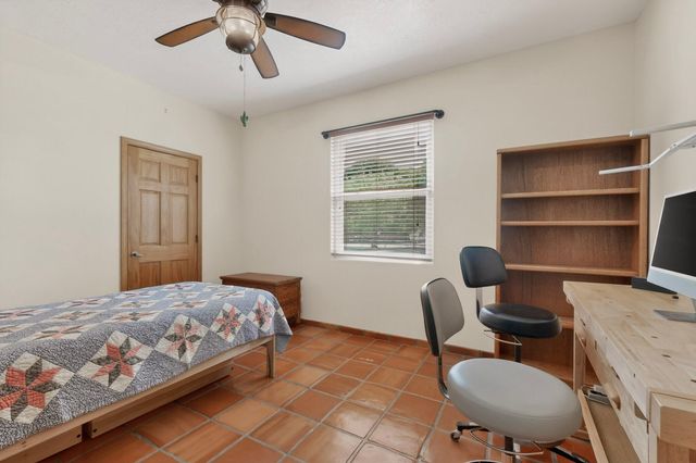 250 Phillips Road, Los Lunas, NM 87031
