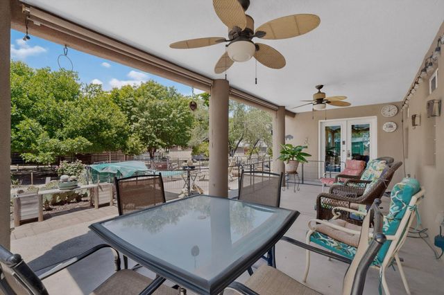 250 Phillips Road, Los Lunas, NM 87031