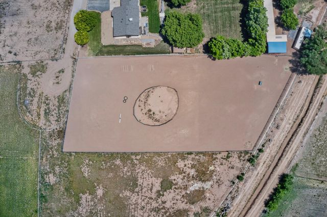 250 Phillips Road, Los Lunas, NM 87031