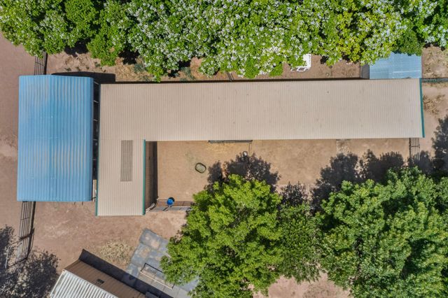 250 Phillips Road, Los Lunas, NM 87031
