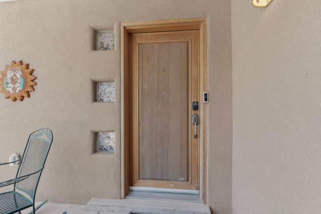 250 Phillips Road, Los Lunas, NM 87031