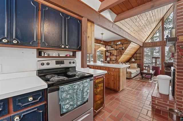 10180 County Highway H, Iron River, WI 54847