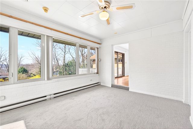 243 Greenridge Rd, Hempfield Twp, PA 15601